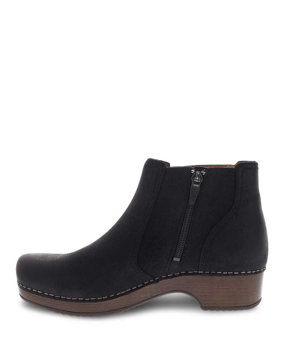 Dansko Barbara Burnished Nubuck Women Boots Black | CA 3544DFM