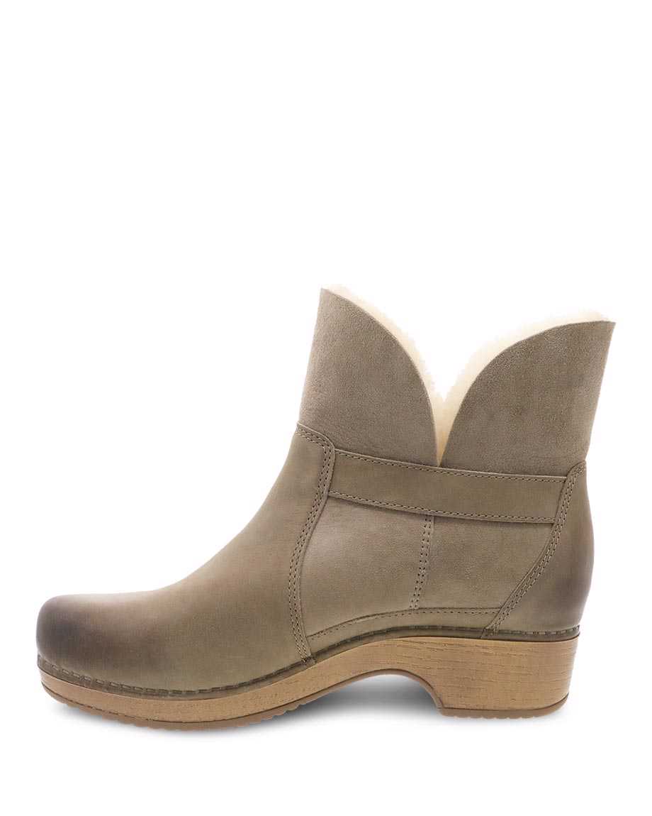 Dansko Bessie Burnished Nubuck Women Boots Grey / Brown | CA 3546GSQ