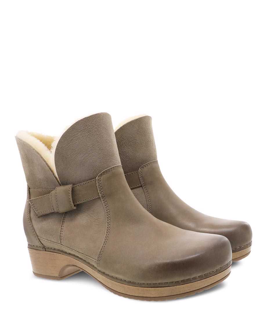 Dansko Bessie Burnished Nubuck Women Boots Grey / Brown | CA 3546GSQ