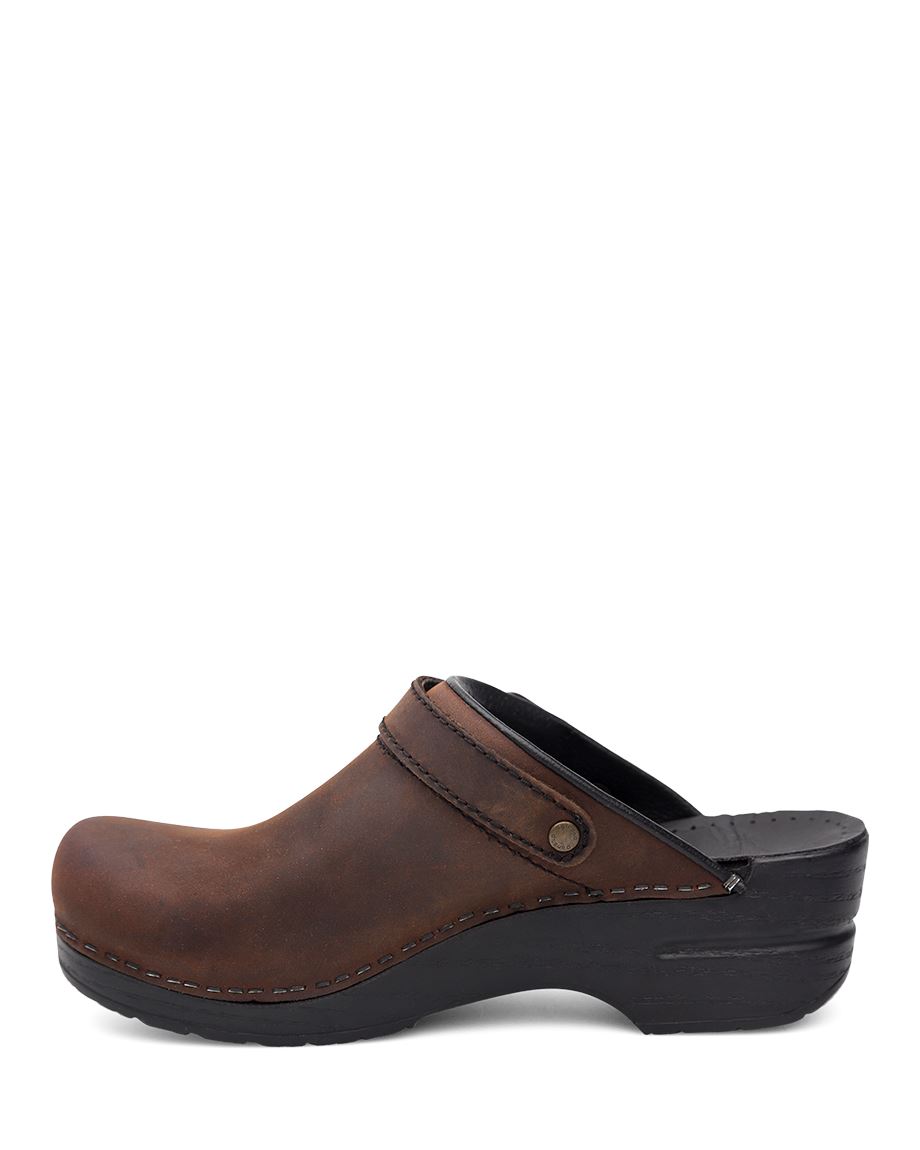 Dansko Ingrid Antique Oiled Women Mules Brown | CA 3689WNO