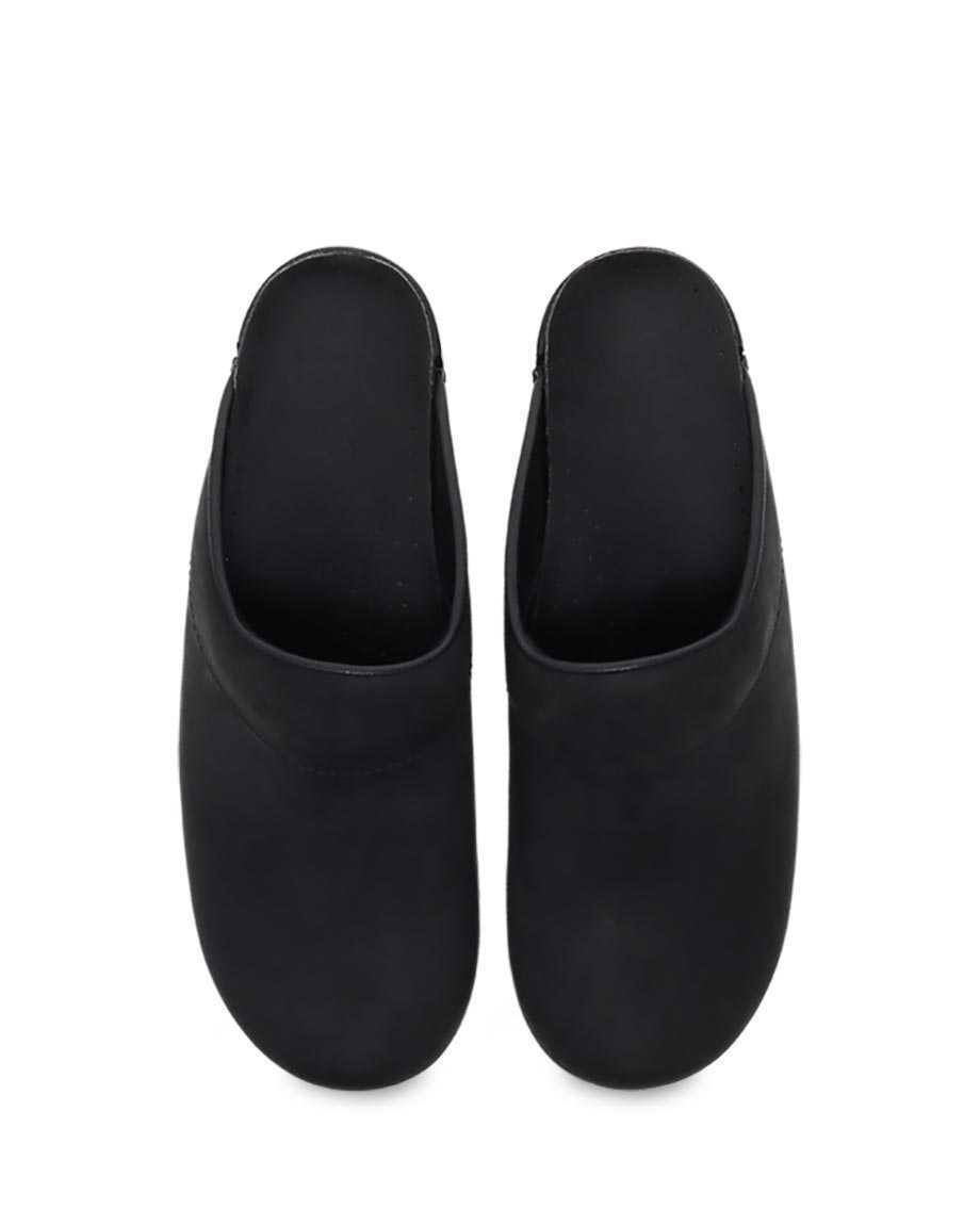 Dansko Karl - Personalize Men Clogs Black | CA 3520SGW