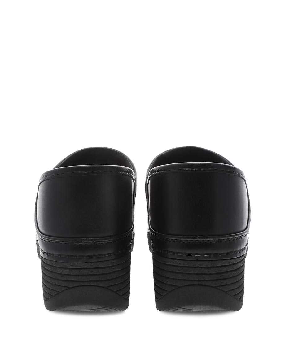 Dansko LT Pro Leather Women Clogs Black | CA 3581EBO