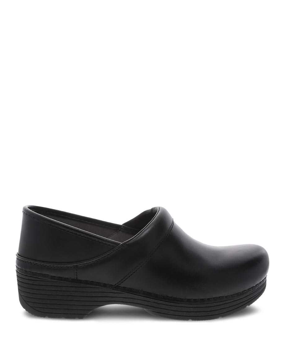 Dansko LT Pro Leather Women Clogs Black | CA 3581EBO