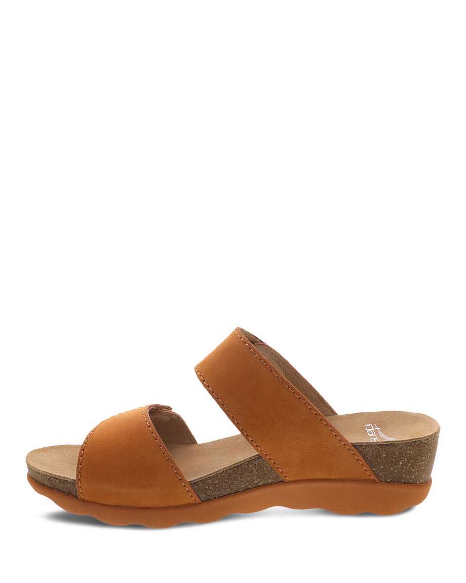 Dansko Maddy Milled Nubuck Women Sandals Orange | CA 3733UZM