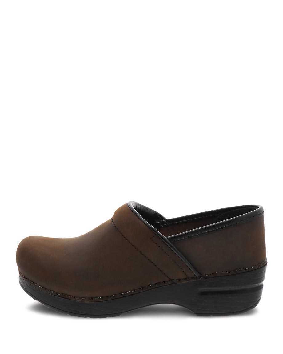 Dansko Professional Antique Women Narrow Shoes Brown | CA 3709CTW