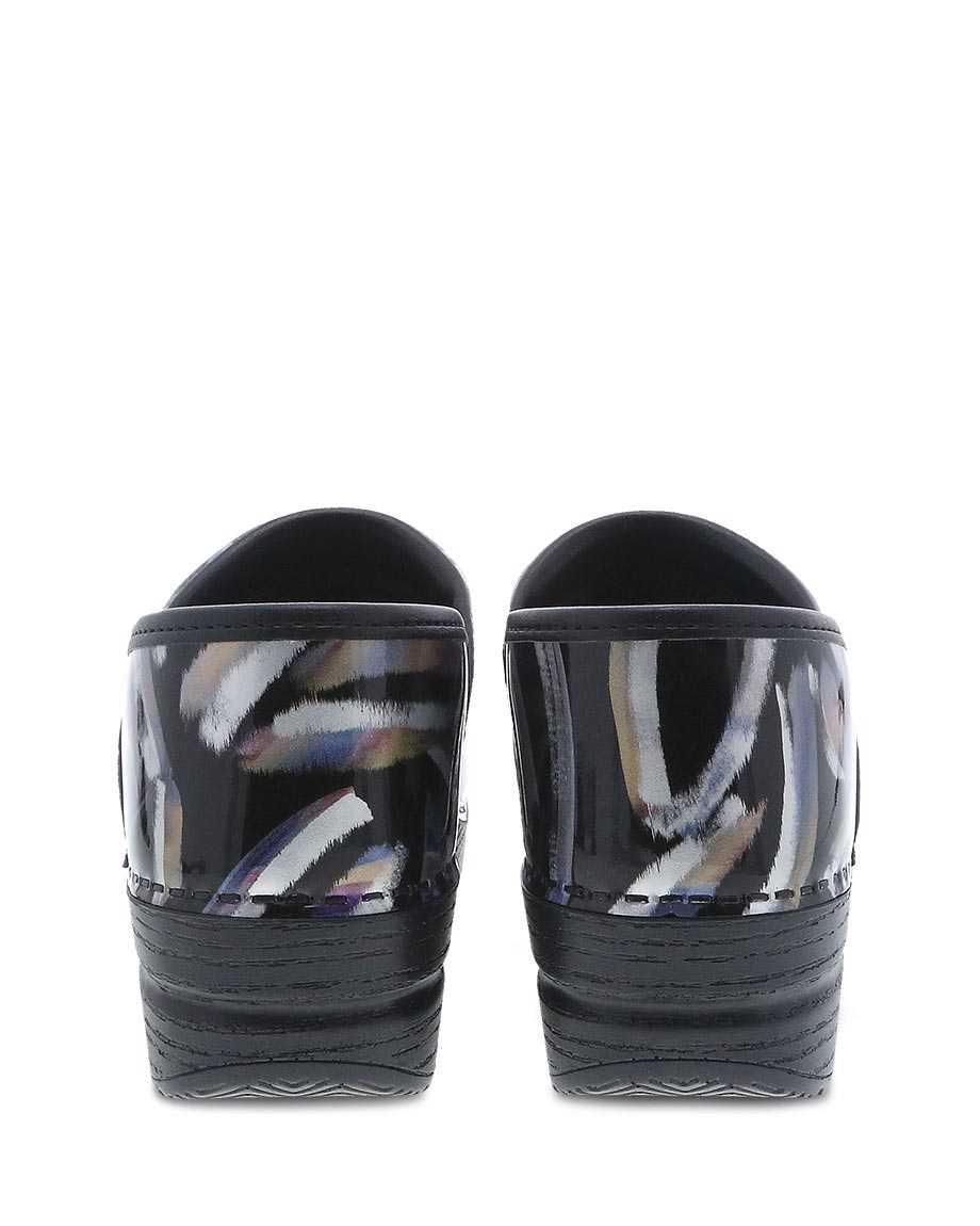 Dansko Professional Brush Patent Men Clogs Black / White | CA 3528RVP