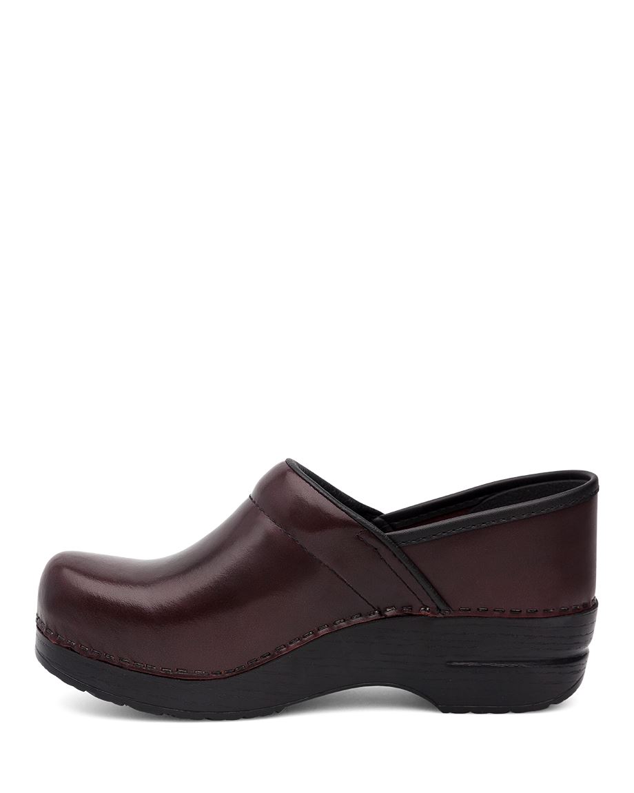 Dansko Professional Cordovan Cabrio Women Narrow Shoes Coffee | CA 3711BER