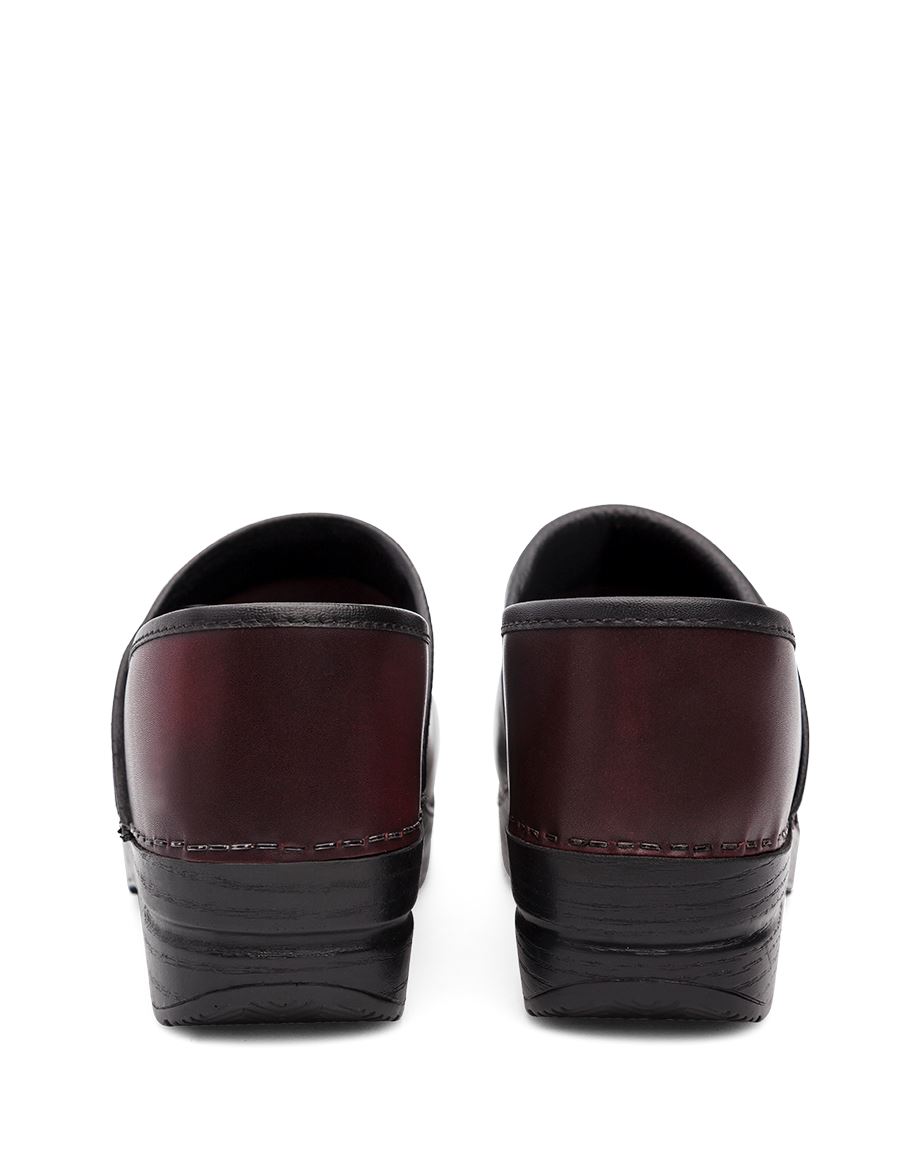 Dansko Professional Cordovan Cabrio Women Narrow Shoes Coffee | CA 3711BER