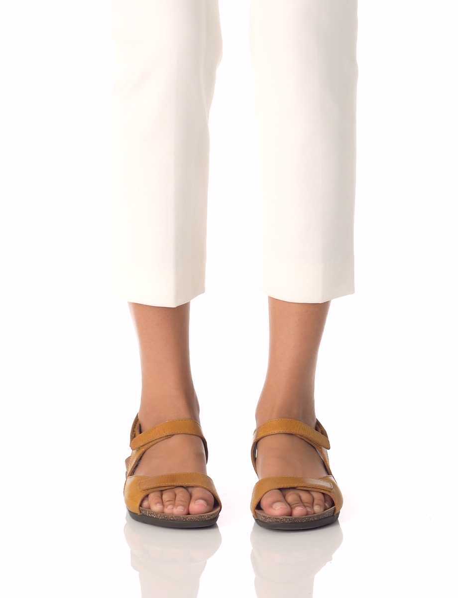Dansko Ronda Milled Nubuck Women Sandals White | CA 3758LIB