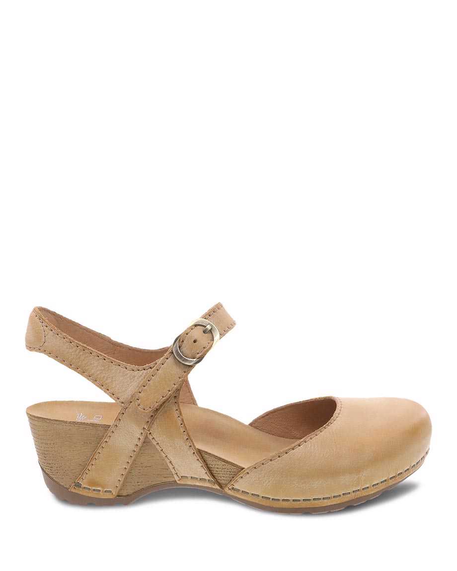 Dansko Tiffani Milled Burnished Women Sandals Brown | CA 3783OKC