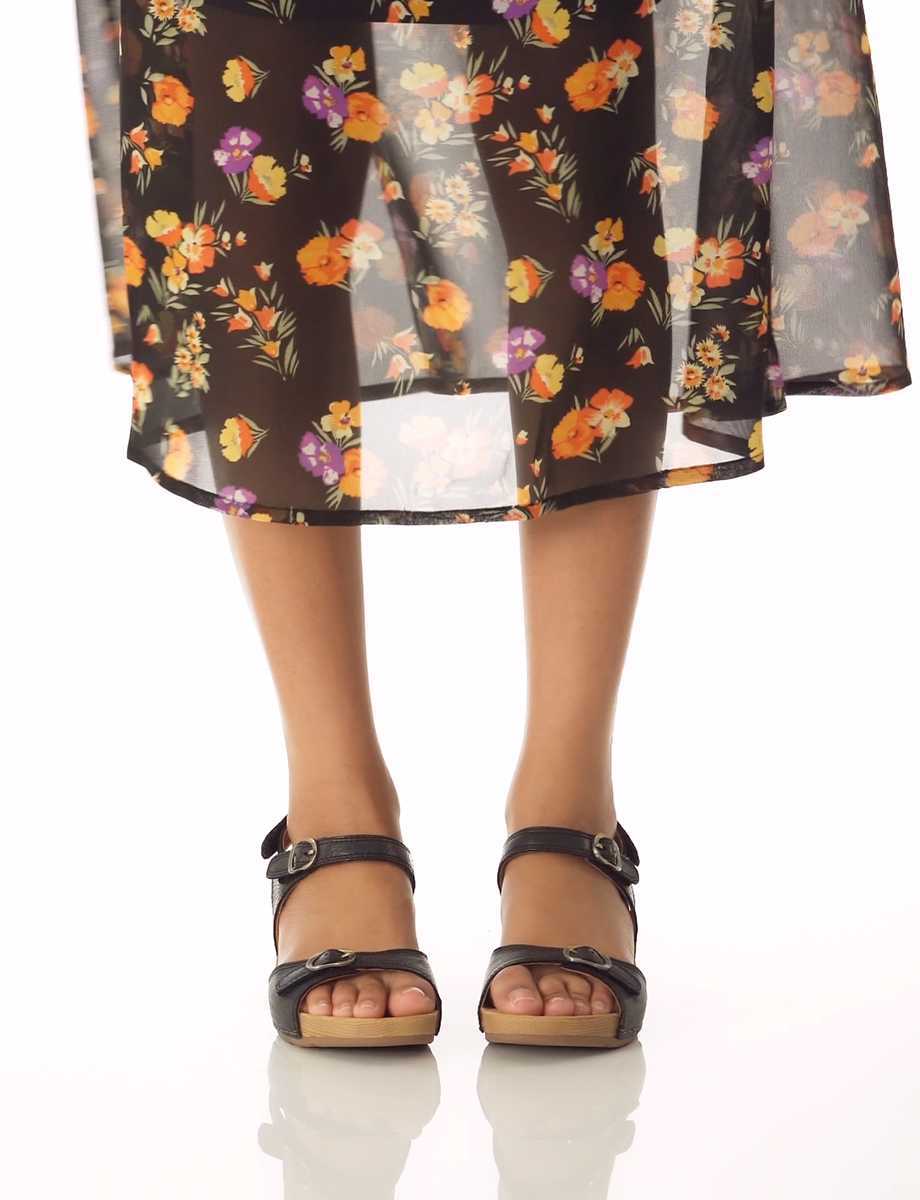 Dansko Tricia Milled Burnished Women Sandals Black | CA 3787TCM